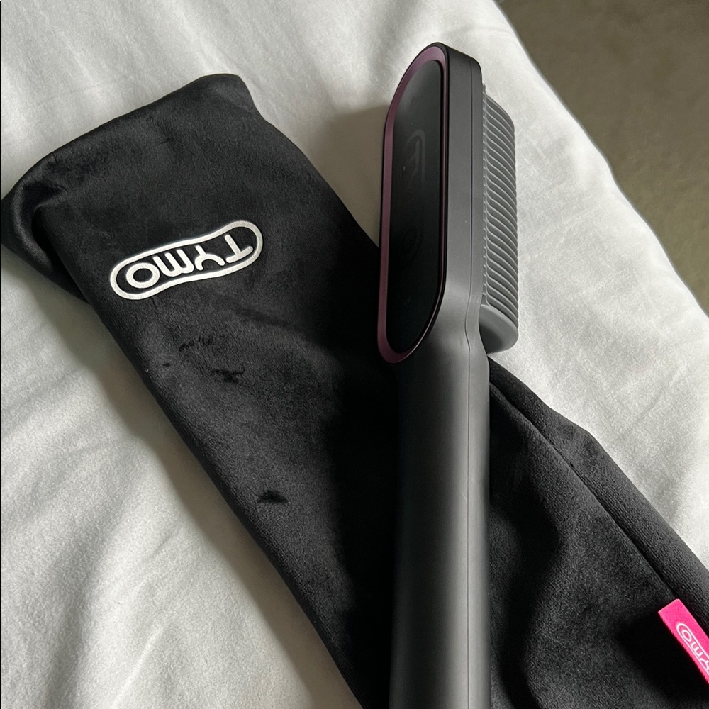 TYMO Hair Straightening Brush in Black and Pink